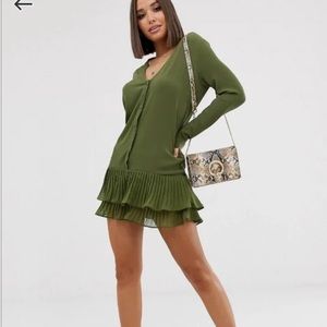 Missguided Pleated Hem Shift Khaki/Green Sz.10US